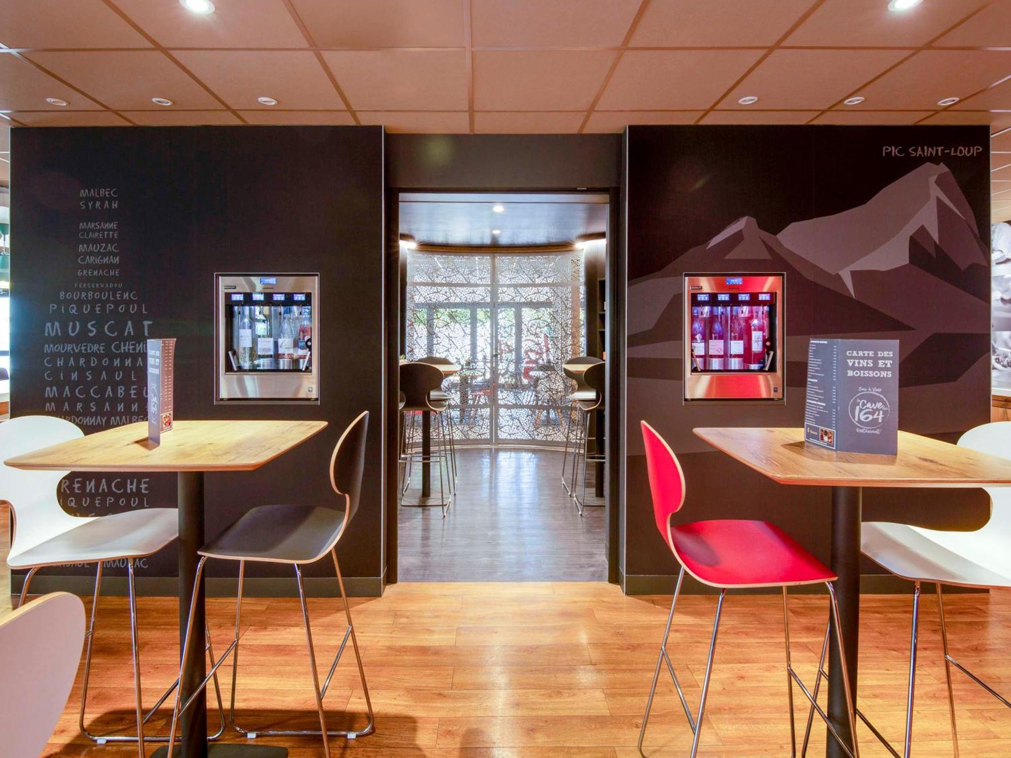 Hotel Ibis Montpellier Sud Esterno foto
