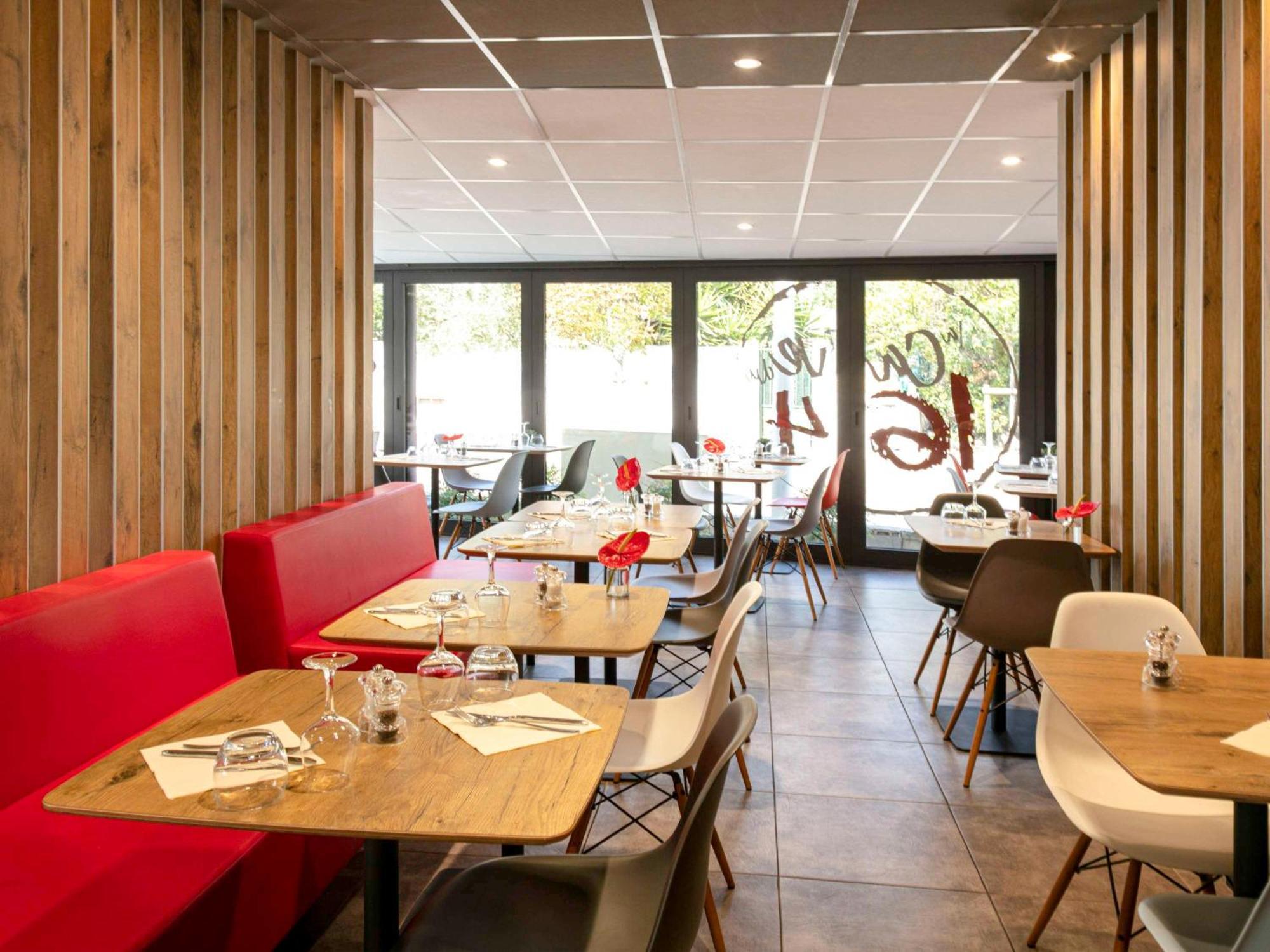 Hotel Ibis Montpellier Sud Esterno foto