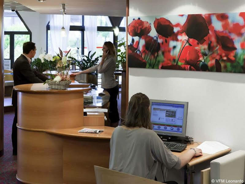 Hotel Ibis Montpellier Sud Esterno foto