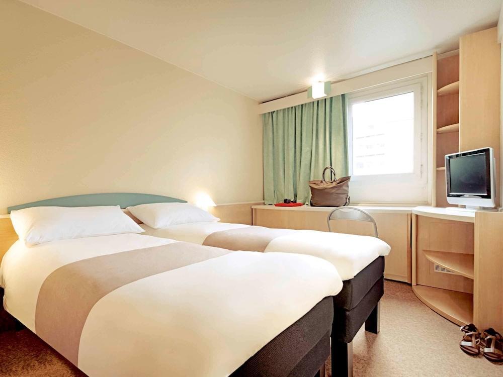 Hotel Ibis Montpellier Sud Esterno foto